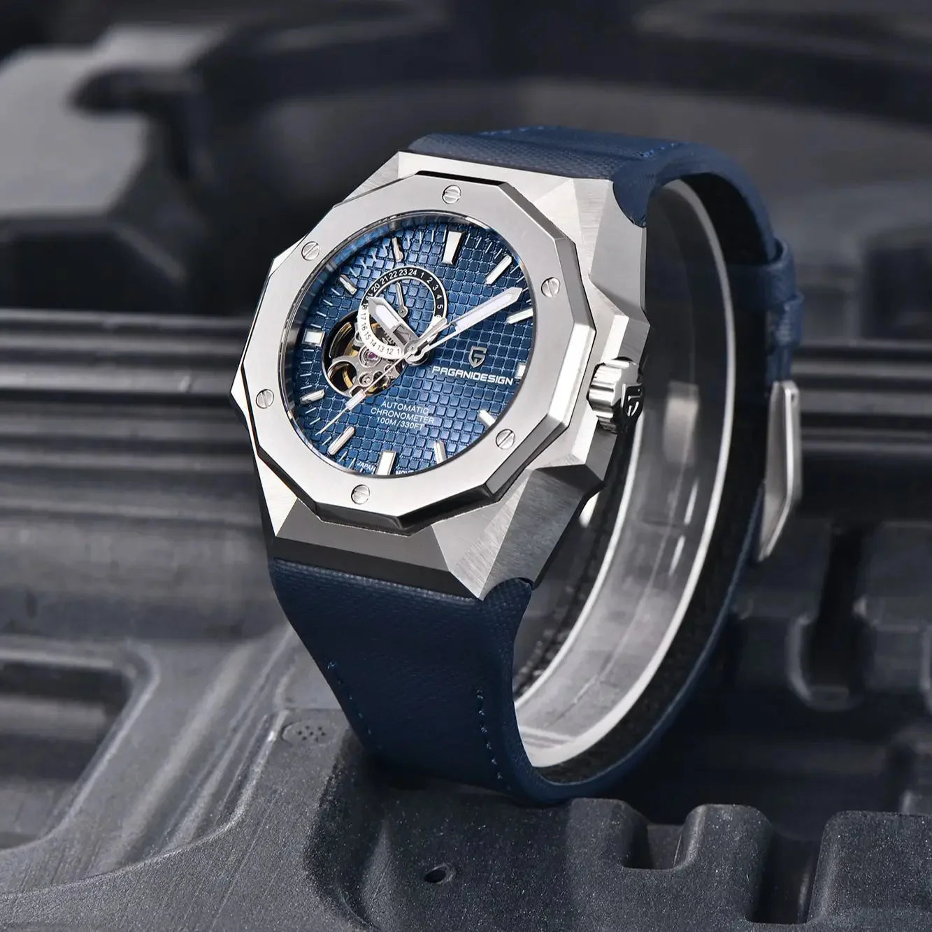 Zavenco Robus 42mm Timepiece